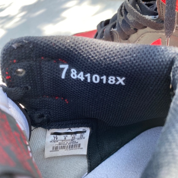 Bred 1/Retro (Banned 2016) - Picture 5 of 7